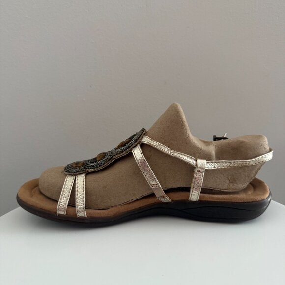 Clarks - Gold - Leather Beaded Sandals - Size 8M - Picture 6 of 11